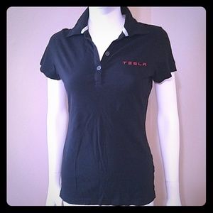 Black and red fitted Tesla polo
